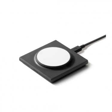 @Native Union Drop Magnetic Wireless Charger- Black