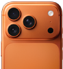iPhone 17 Pro, achterkant, Pro-camerasysteem linksboven, 3 lenzen, microfoon, flitser, Apple logo in het midden
